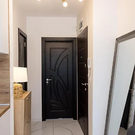 Apartment Buenavista I Modern Comfort Near Center By Flat Mаnаger